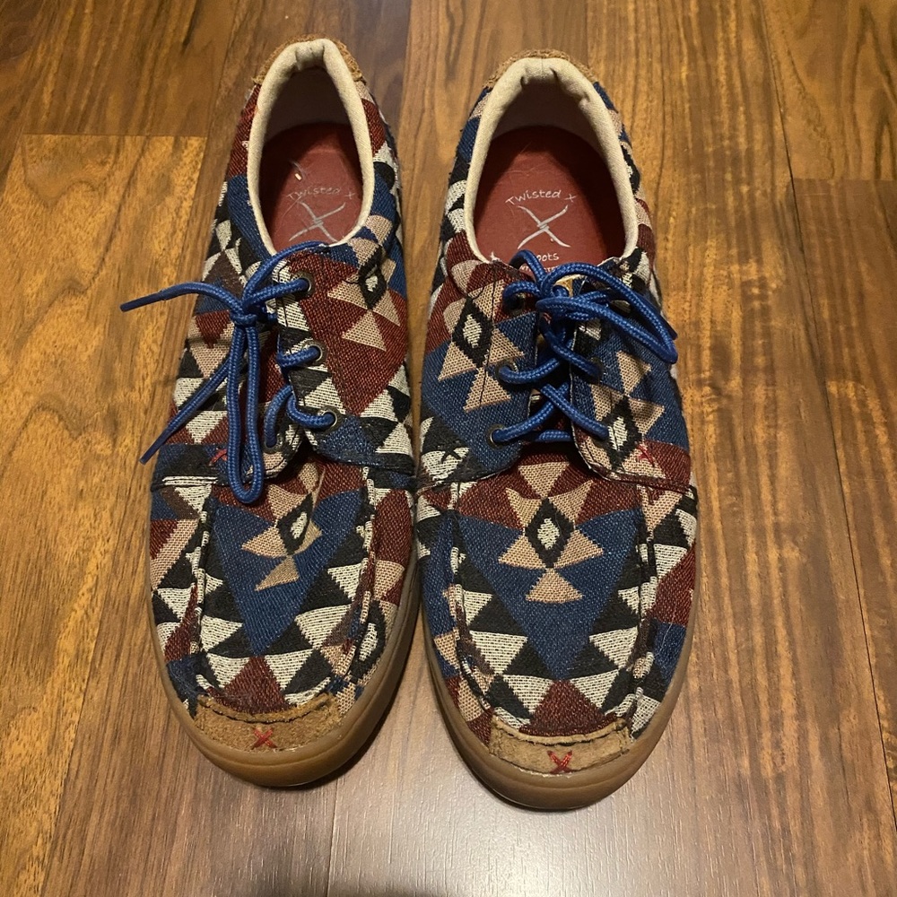 Men’s Twisted X Aztec shoes 10.5